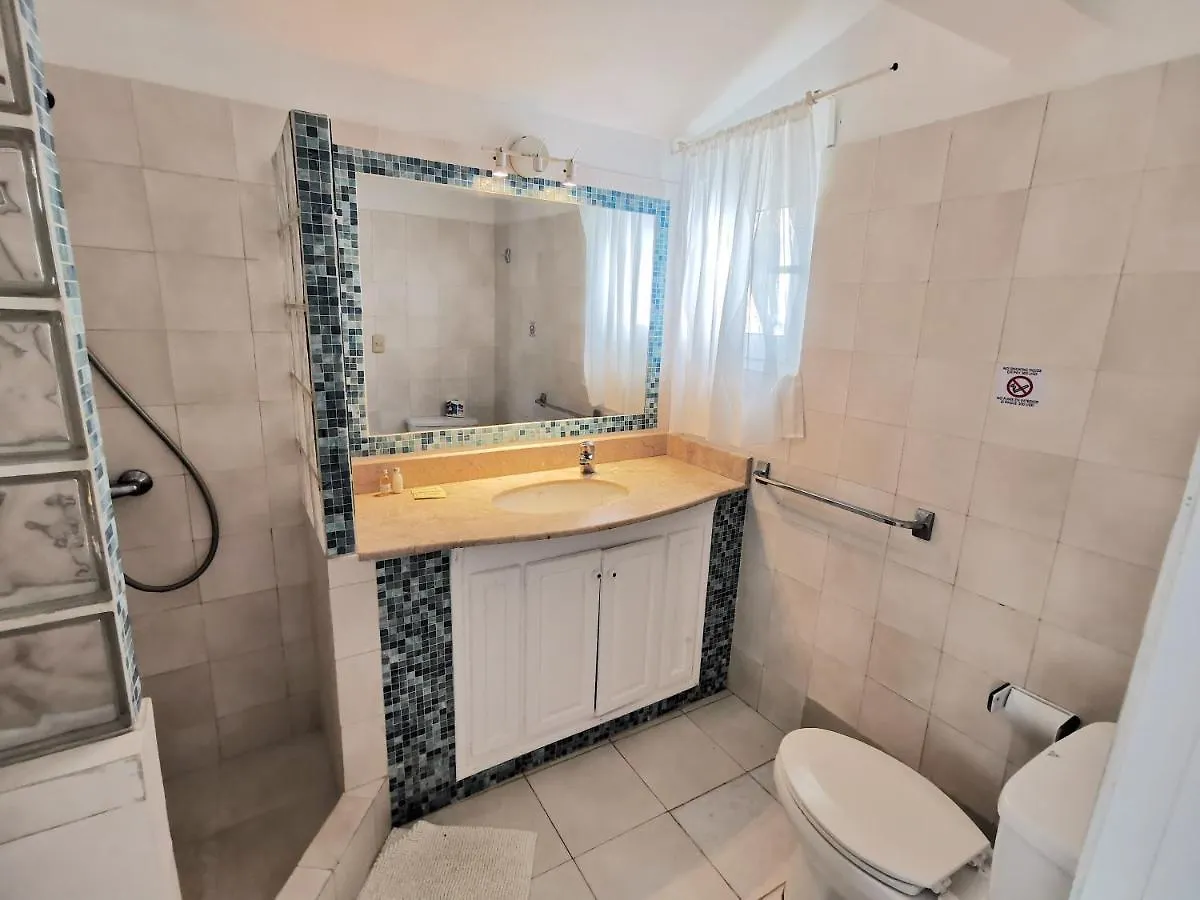 بونتا كانا Hermosa Villa Frente Al Mar En Playa Bavaro 10 Huespedes Wifi Bbq