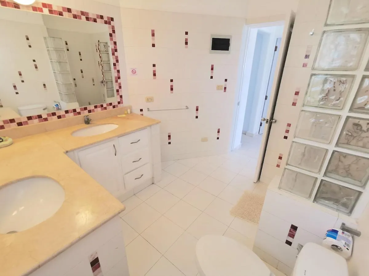 بونتا كانا Hermosa Villa Frente Al Mar En Playa Bavaro 10 Huespedes Wifi Bbq 0*, بونتا كانا